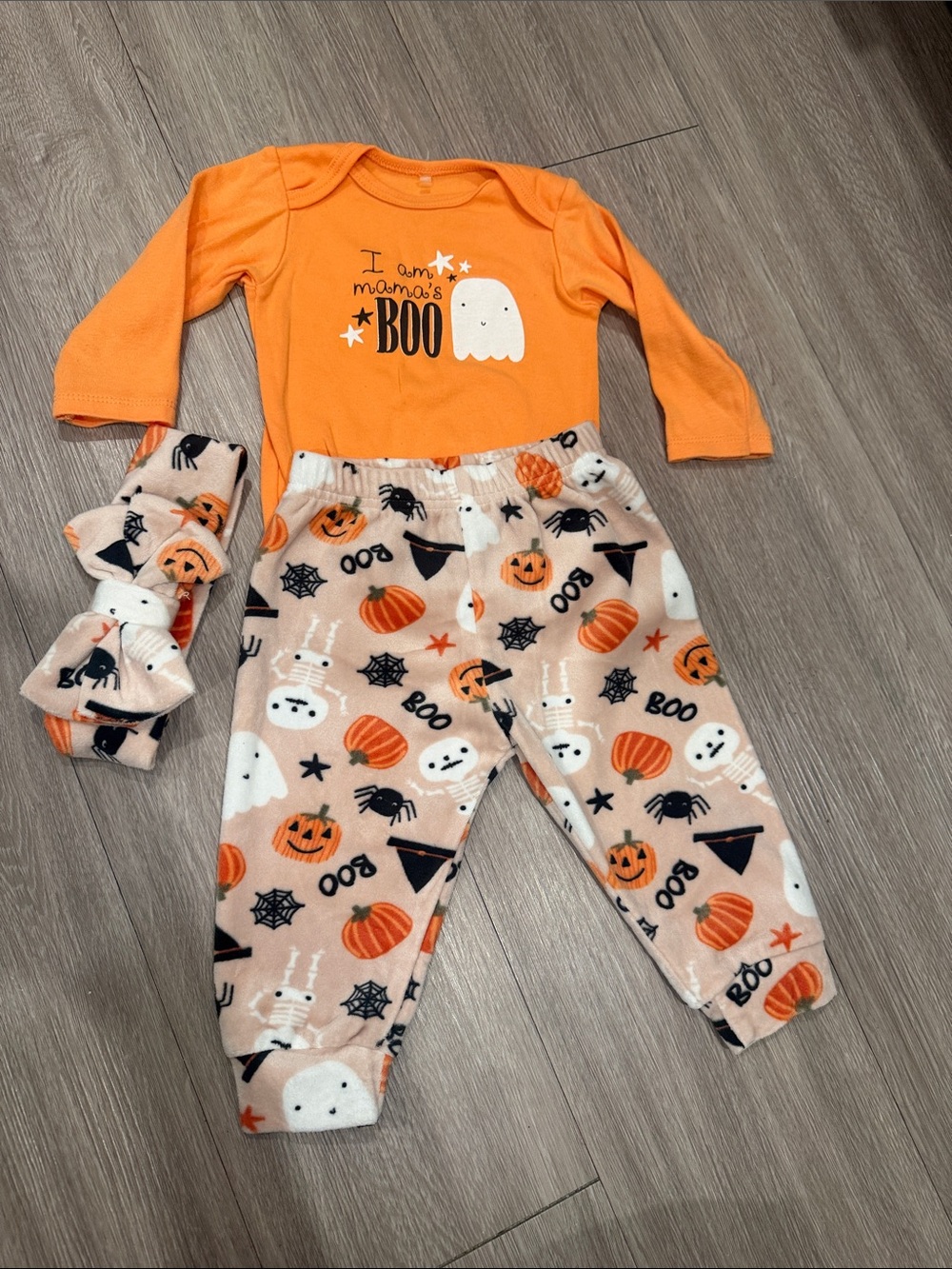 Kids Orange Halloween 'Mama's Boo' Costume Set